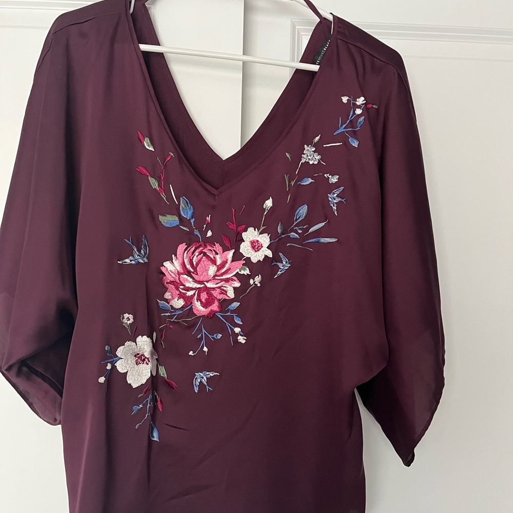 Gorgeous silk embroidered top.
